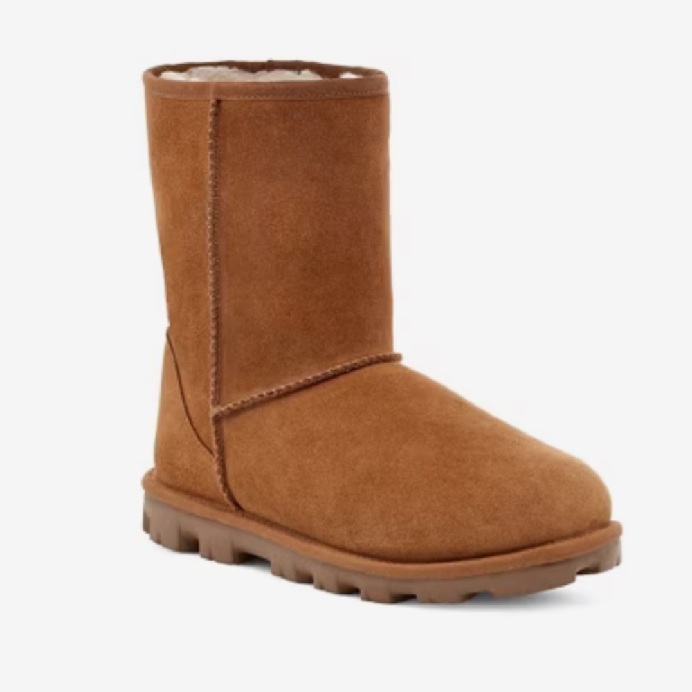 UGG Women’s Essential Bootie Chestnut Brown Suede Short Boots Size 6